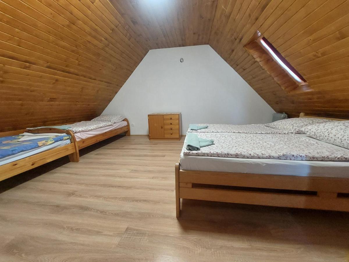 Orban Nyaralohaz Villa Kovagoors Dış mekan fotoğraf