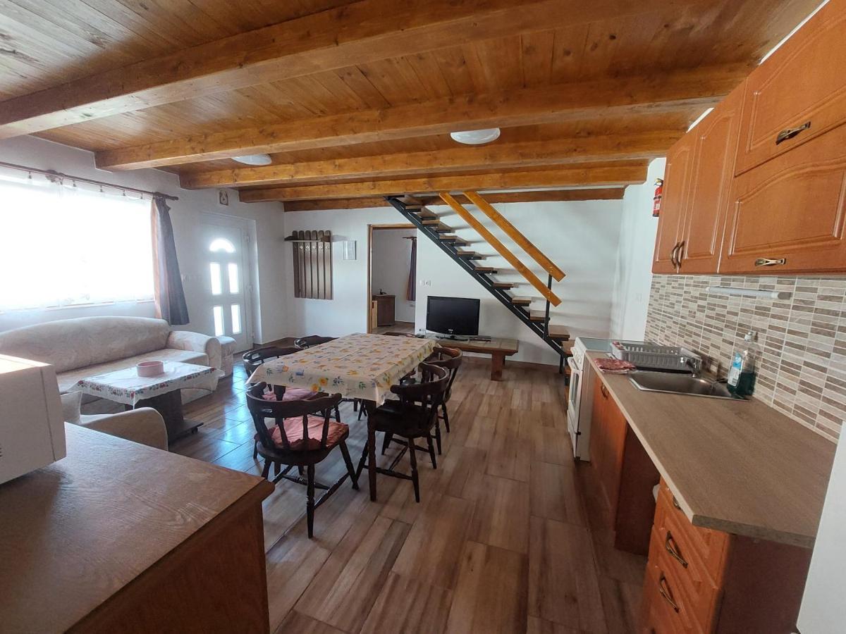 Orban Nyaralohaz Villa Kovagoors Dış mekan fotoğraf