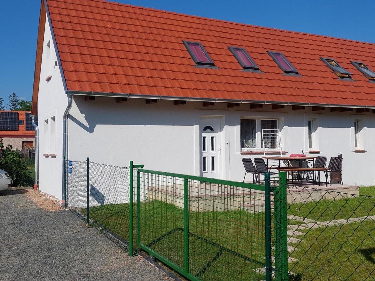Orban Nyaralohaz Villa Kovagoors Dış mekan fotoğraf