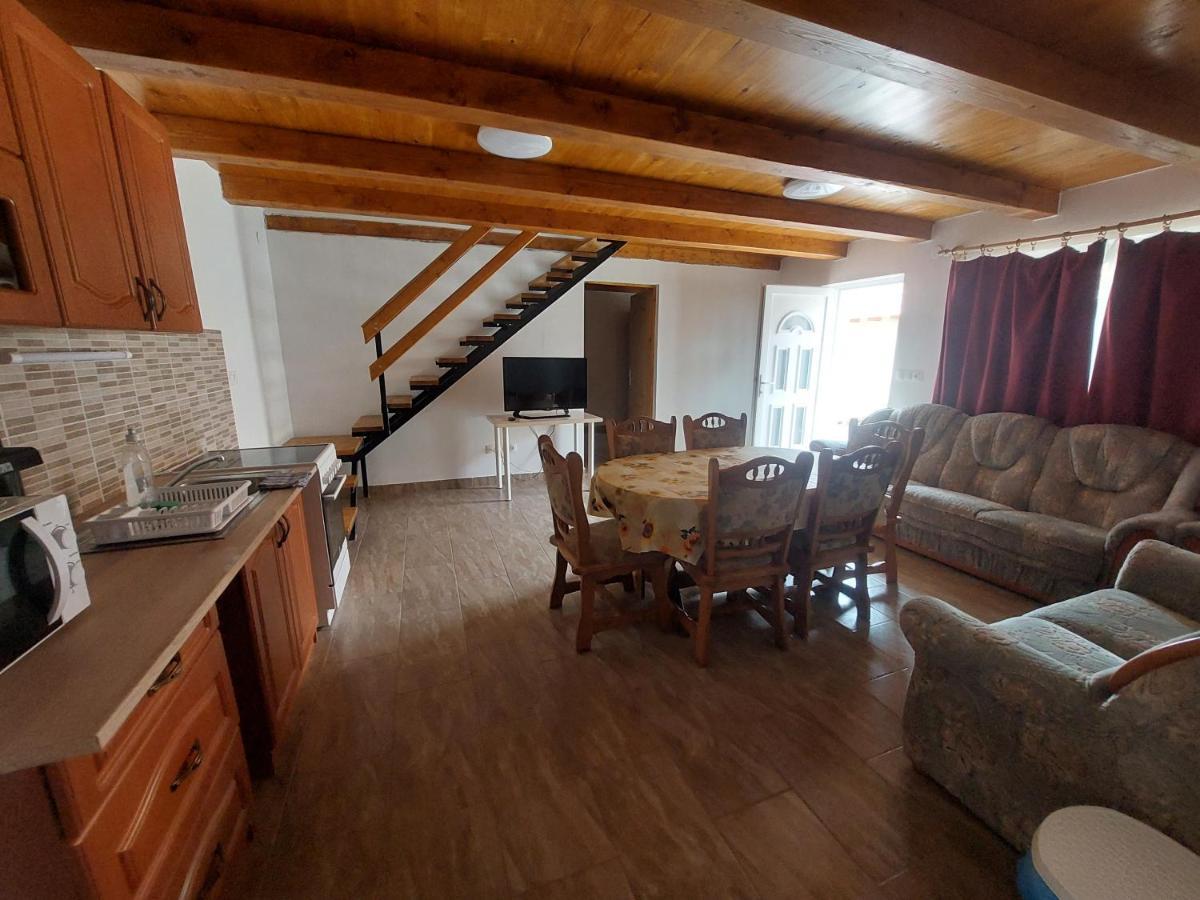 Orban Nyaralohaz Villa Kovagoors Dış mekan fotoğraf